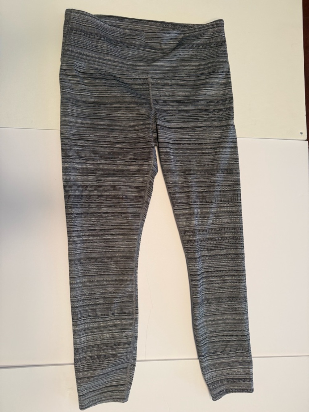 Athleta Gray Heathered Striped Leggings